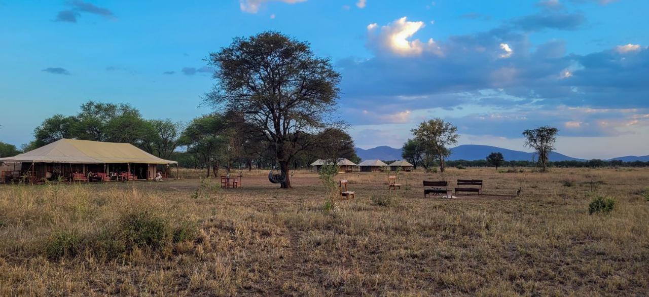 Zawadi Camp Otel Serengeti Dış mekan fotoğraf