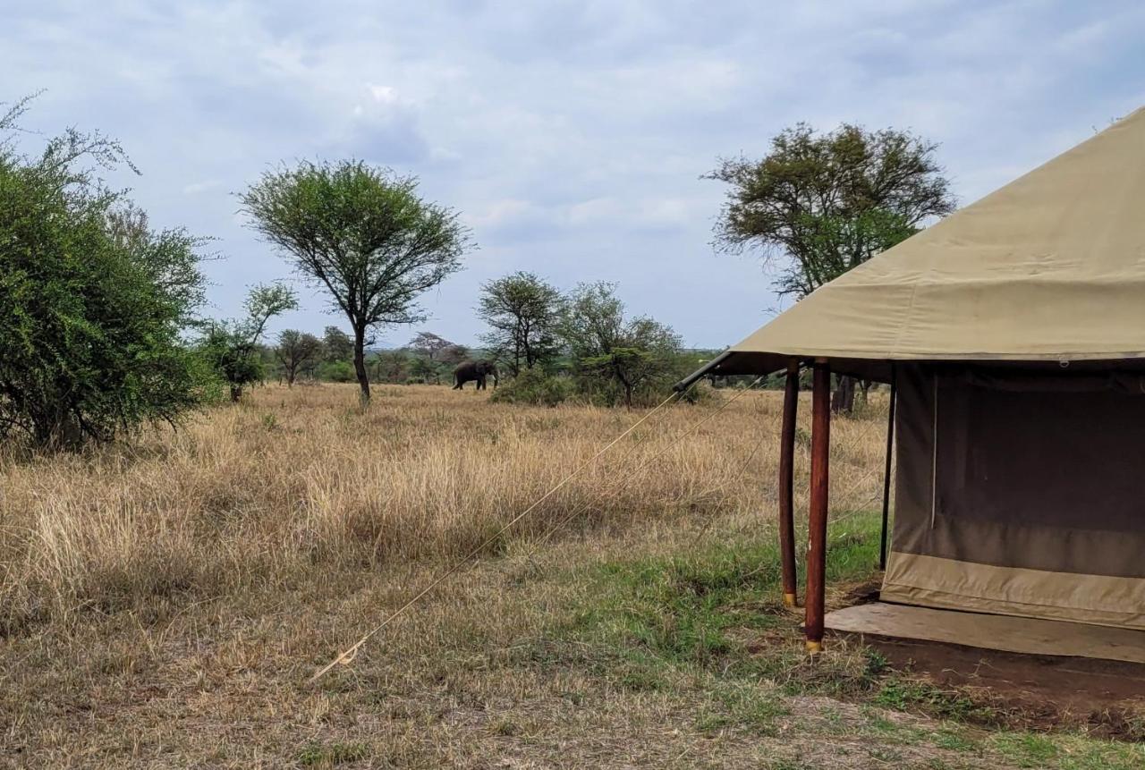 Zawadi Camp Otel Serengeti Dış mekan fotoğraf