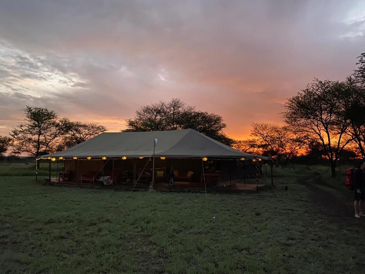 Zawadi Camp Otel Serengeti Dış mekan fotoğraf